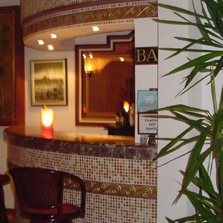 Serenad Hotel 3*